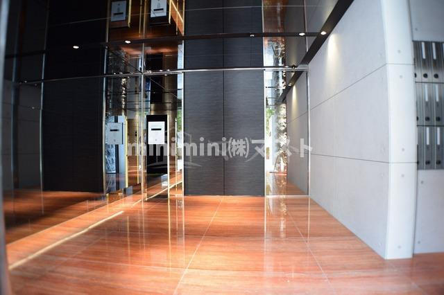 サムティ江戸堀アサントのロビー