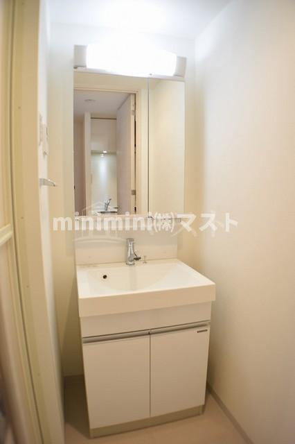 サムティ江戸堀アサントの洗面所