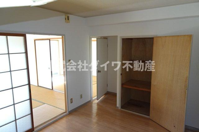 大野マンション（小呂）の居間・リビング