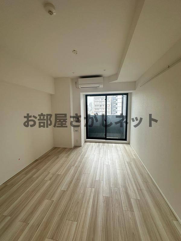 ラティエラ上野入谷【おとり物件なし】#学生・社会人にオススメ！初期費用分割払いOK！の居間・リビング