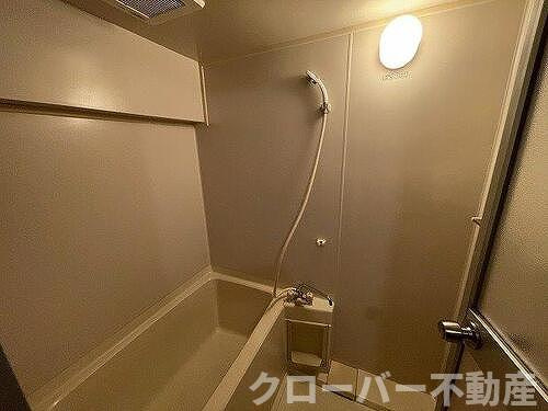 アイランド・コート新宇多津の浴室