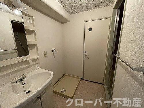 アイランド・コート新宇多津の設備|室内洗濯機置き場