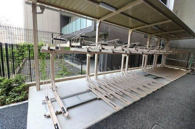 GENOVIA浅草Ⅵskygardenの駐車場