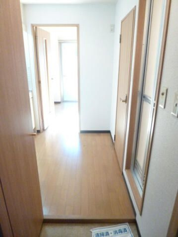 スカイコート新宿落合第６の玄関