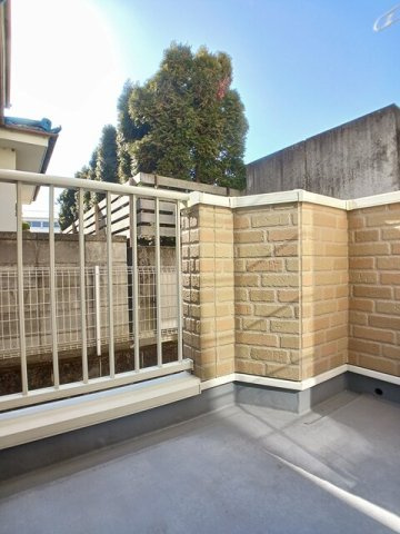 メロウ・リーフⅡのバルコニー