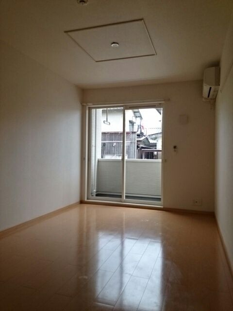 プロムナード道辺　Ｂの居間・リビング