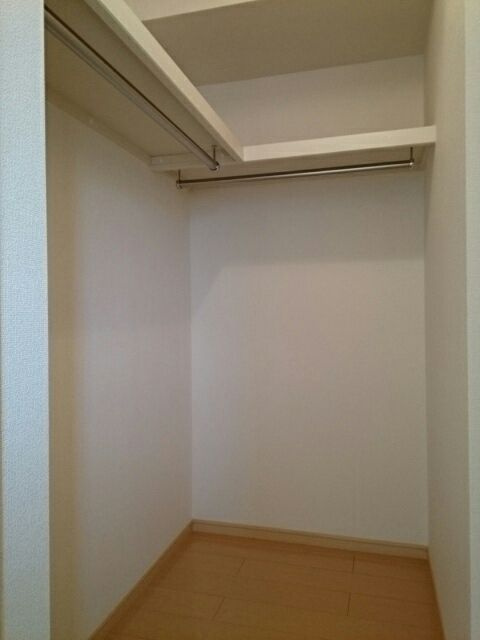 プロムナード道辺　Ｂの収納