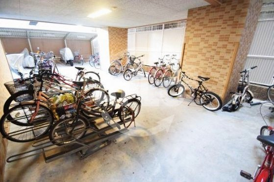 アーバンフラッツ難波東のその他共用部分|La Douceur難波東（ラドゥセール難波東）　駐輪場