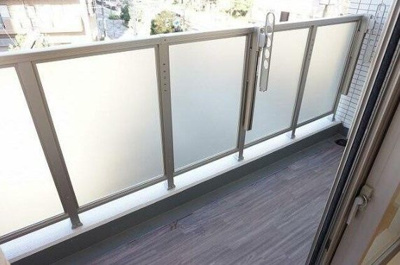 【バルコニー】 | ケヤキグランデⅠ | 暖かな日差しのふりそそぐバルコニー
