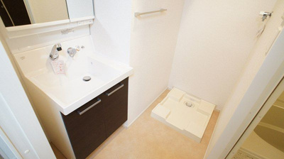 【独立洗面台】 | ケヤキグランデⅠ | 独立洗面化粧台が付いています