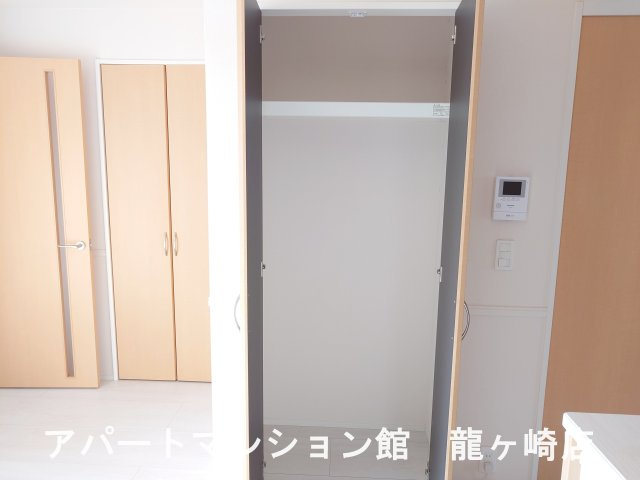 モルガンAの収納