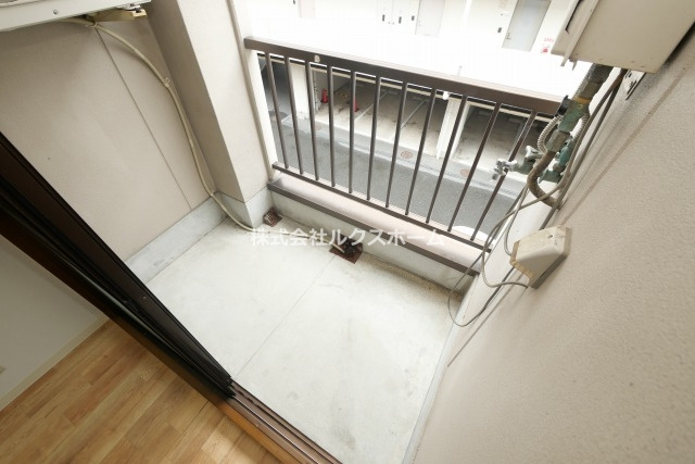 ネオハイツのバルコニー|バルコニーがあります