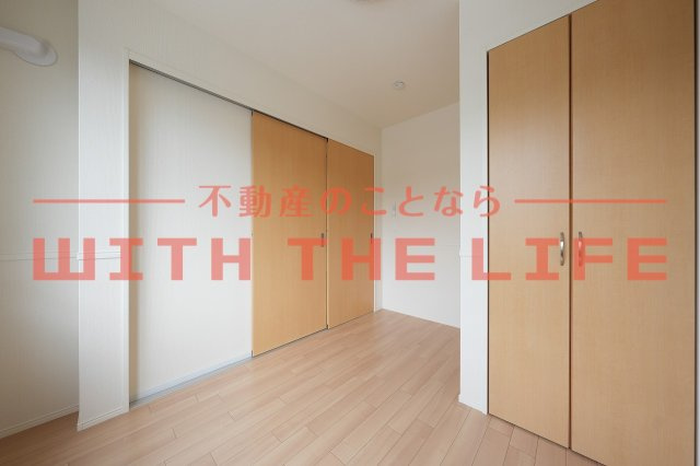 パドレムールトメスク【キャッシュバック対象物件】の洋室|コンパクトで使いやすい洋室です