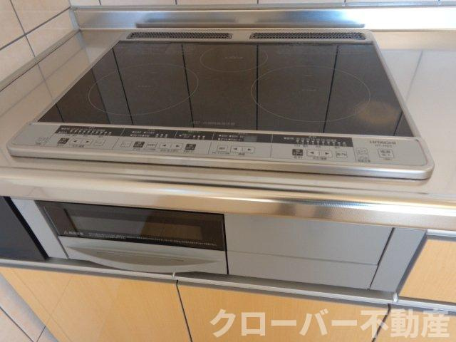 マリアージュのキッチン|３口のＩＨヒーター