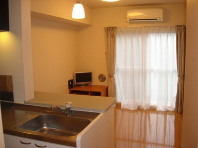 【居間・リビング】 | レオパレスグレシア | 設備・仕様は号室により異なる為、現況を優先致します。