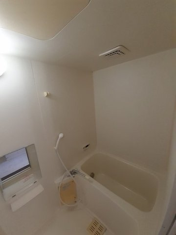 アヴニールⅡの浴室