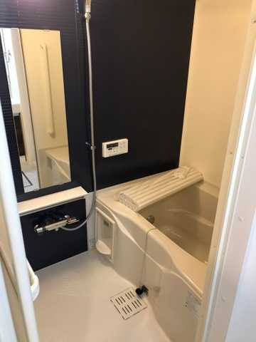 ペルラメゾンの浴室