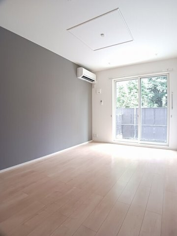 ストロベリー　フィールズＡの内装