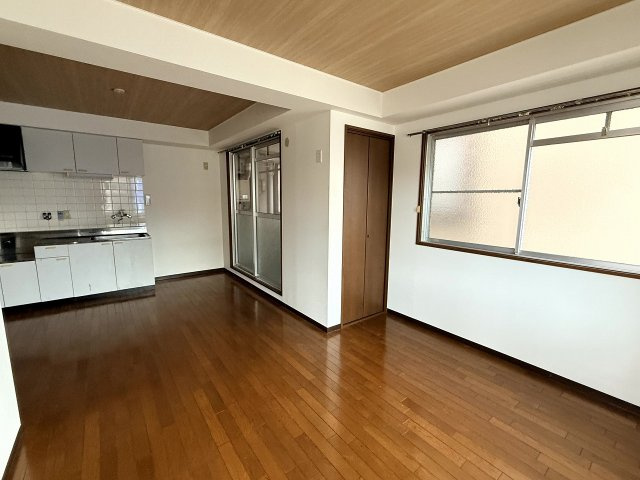 グリーンコーポの居間・リビング