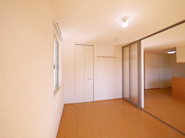 サンドリヨンの洋室|ゆったりした洋室です