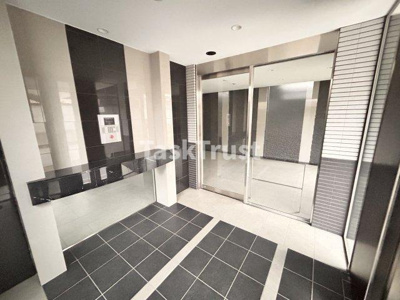 【ロビー】 | スクウェアJ