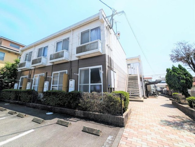 【外観】 | レオパレスフェニックスｉｎ波島 | 外観は落ち着いています