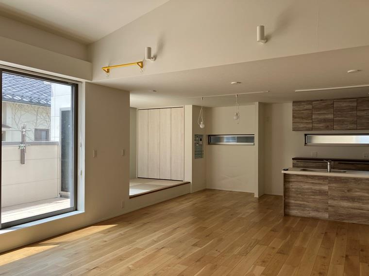 長崎戸建の居間・リビング