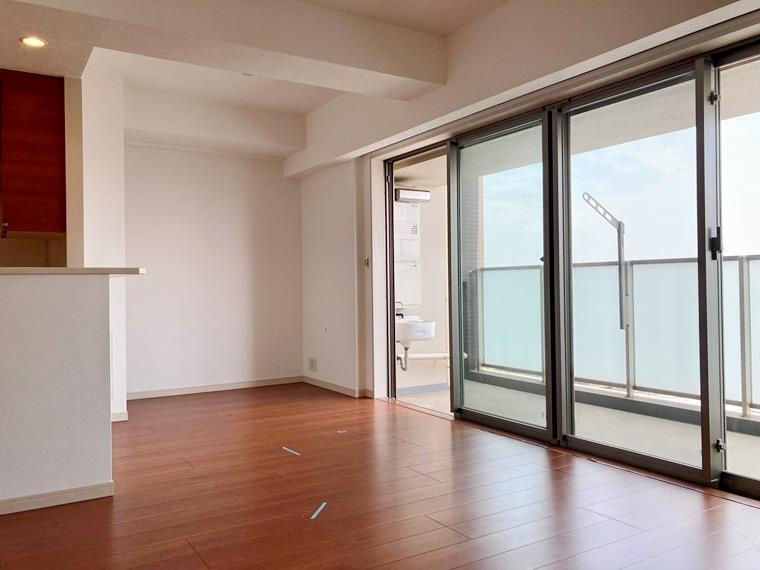 プラウドシティ金町ガーデンの居間・リビング