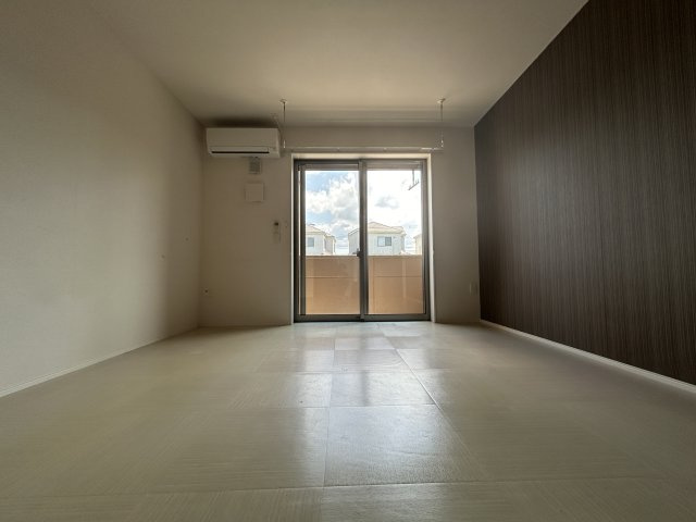 シャインキャッスルの居間・リビング