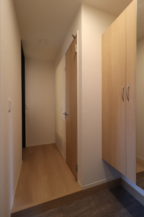 D-ROOM西長瀬の玄関