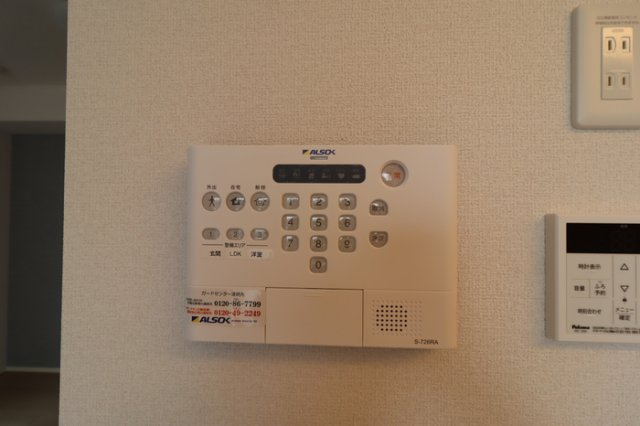 D-ROOM西長瀬のセキュリティ