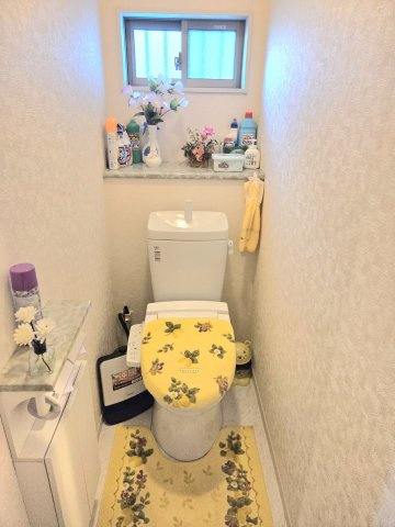 比企郡滑川町月の輪４丁目　中古戸建のトイレ|１階