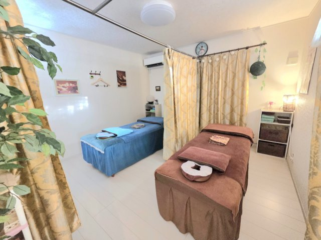 滑川町月の輪４丁目　中古戸建の居間・リビング|リビングダイニング奥