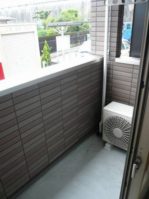 【バルコニー】 | ラ・カーサ | バルコニー付きです