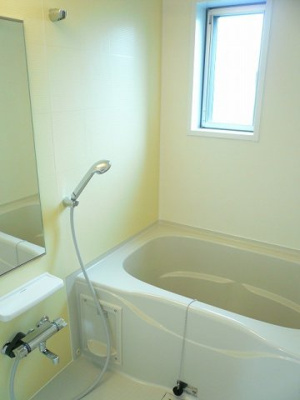 【浴室】 | ラ・カーサ | 日々の暮らしに欠かせないお風呂です