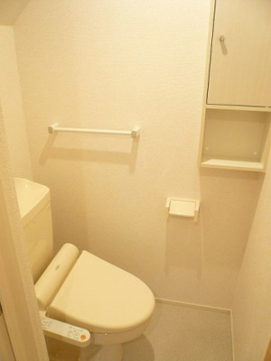 【トイレ】 | ラ・カーサ | コンパクトで使いやすいトイレです