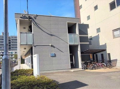 【外観】 | レオネクストリバーサイド橘 | 外観は落ち着いています