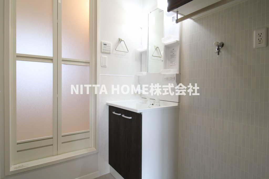 メゾンパストラルⅡの独立洗面台|独立洗髪洗面台です＊