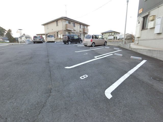 【駐車場】
