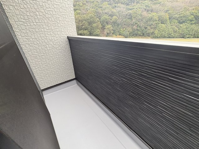 アンプラント東阿保のバルコニー