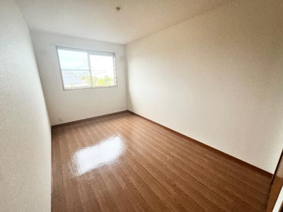 【内装】 | ボヌール | 北側洋室