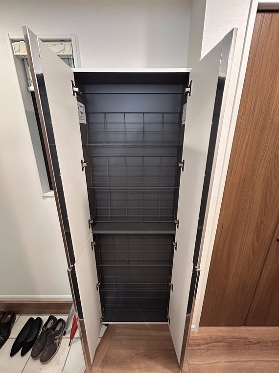 大塚戸建の玄関