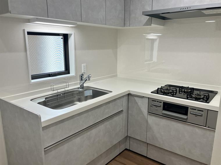 大塚戸建のキッチン