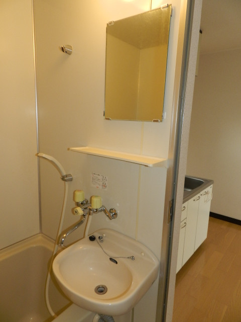 ハイツモトの洗面所