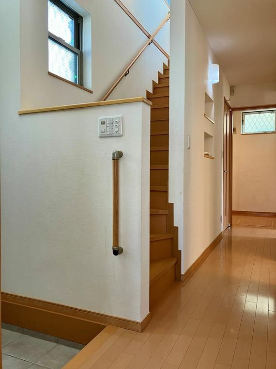 浜田山戸建のロビー