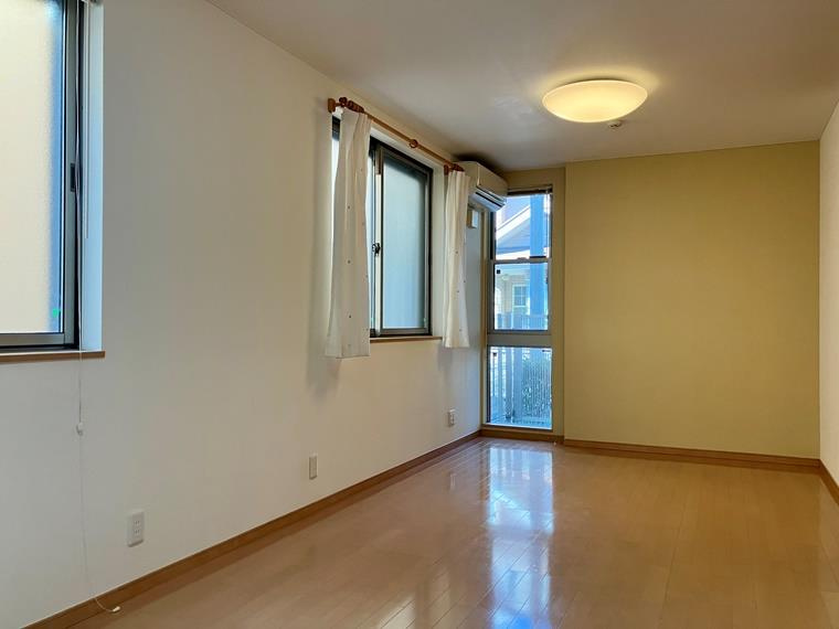 浜田山戸建の寝室