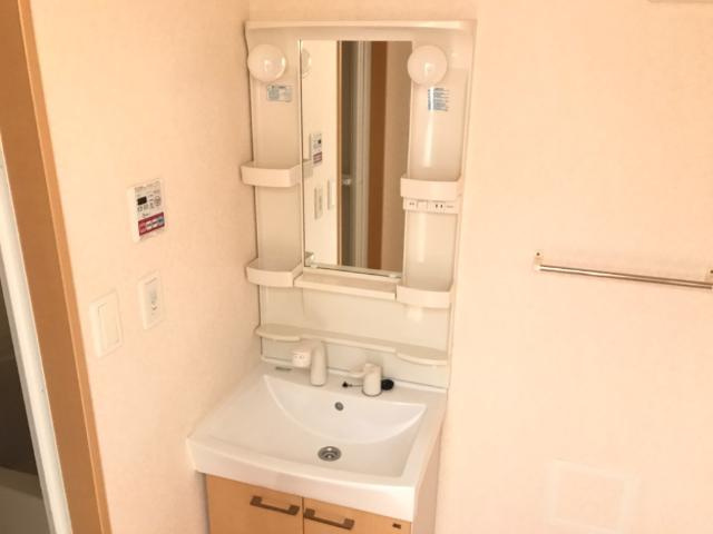 リリーガーデンの洗面所|洗面