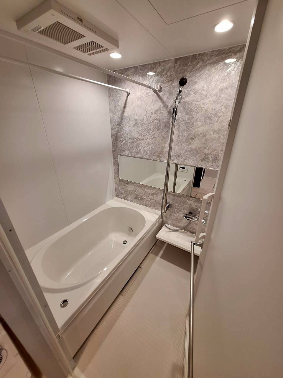 へーベルメゾン西巣鴨の浴室