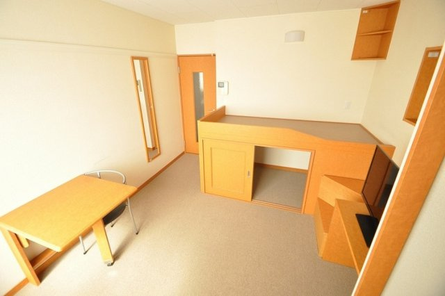 レオパレス歌の森のその他