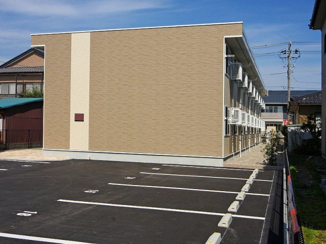 レオパレス歌の森